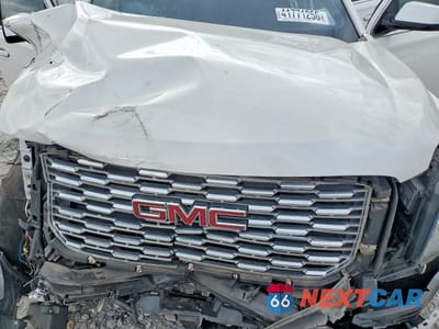 Zdjęcie 11 z 12 samochodu: 2019 GMC YUKON DENALI VIN:1GKS1CKJ2KR136033 - miniatura