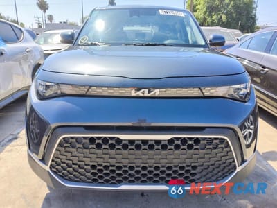 Piąte zdjęcie samochodu w środku: 2024 KIA SOUL LX VIN:KNDJ23AU9R7901860 - miniatura