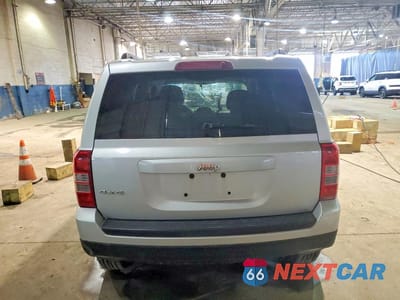 Zdjęcie 6 z 13 samochodu: 2011 JEEP PATRIOT SPORT VIN:1J4NF1GB4BD277399 - miniatura