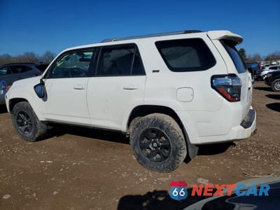 Drugie zdjęcie samochodu z przodu: 2016 TOYOTA 4RUNNER SR5 VIN:JTEBU5JR5G5362695 - miniatura