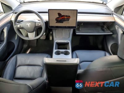 Zdjęcie 8 z 13 samochodu: 2024 TESLA MODEL Y VIN:7SAYGAEE1RF983832 - miniatura