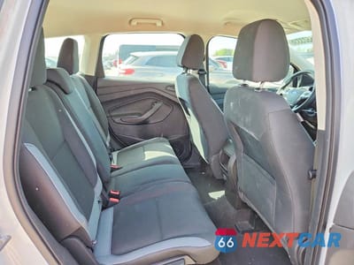 Zdjęcie 10 z 12 samochodu: 2016 FORD ESCAPE S VIN:1FMCU0F76GUC57457 - miniatura