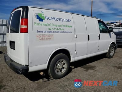 Trzecie zdjęcie samochodu z tyłu: 2014 CHEVROLET EXPRESS G1500 UTILITY / SERVICE VAN VIN:1GCSGAFX7E1104050 - miniatura