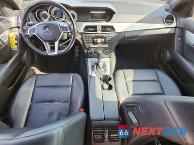 Zdjęcie 8 z 11 samochodu: 2014 MERCEDES-BENZ C 300 4MATIC VIN:WDDGF8ABXEG232055 - miniatura