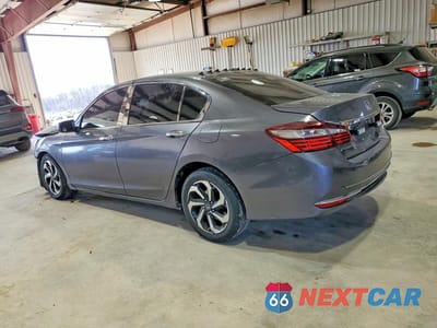 Drugie zdjęcie samochodu z przodu: 2017 HONDA ACCORD EX VIN:1HGCR2E78HA052102 - miniatura