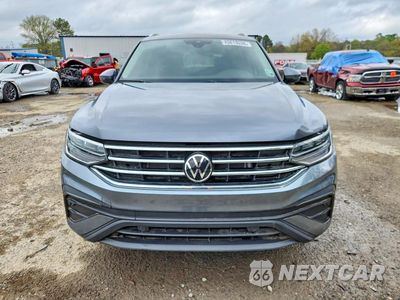 Piąte zdjęcie samochodu w środku: 2024 VOLKSWAGEN TIGUAN SE VIN:3VV3B7AX2RM068193 - miniatura