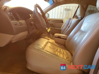 Zdjęcie 7 z 13 samochodu: 2010 LINCOLN TOWN CAR SIGNATURE LIMITED VIN:2LNBL8CV5AX613381 - miniatura