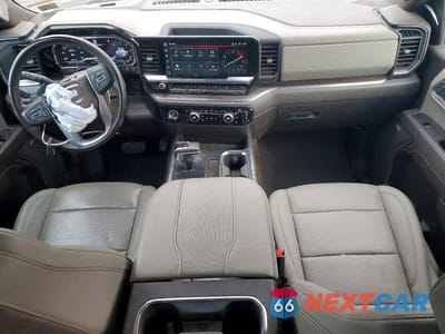 Zdjęcie 8 z 13 samochodu: 2024 GMC SIERRA K1500 SLT VIN:3GTUUDED4RG189902 - miniatura