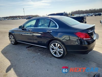 Drugie zdjęcie samochodu z przodu: 2019 MERCEDES-BENZ C 300 4MATIC VIN:55SWF8EB7KU292475 - miniatura