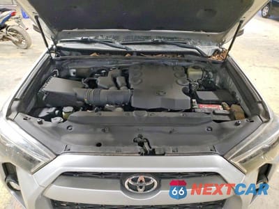 Zdjęcie 11 z 12 samochodu: 2018 TOYOTA 4RUNNER SR5 VIN:JTEBU5JR2J5524144 - miniatura