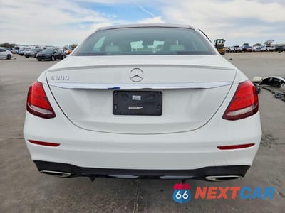 Zdjęcie 6 z 11 samochodu: 2019 MERCEDES-BENZ E 300 VIN:WDDZF4JBXKA598100 - miniatura