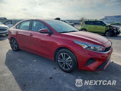Czwarte zdjęcie samochodu z boku: 2023 KIA FORTE LXS VIN:3KPF24AD5PE623662 - miniatura