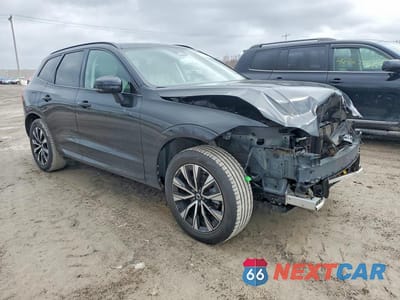 Czwarte zdjęcie samochodu z boku: 2024 VOLVO XC60 CORE VIN:YV4L12RK5R1755921 - miniatura