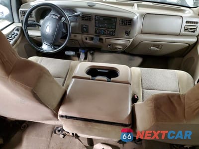 Zdjęcie 8 z 11 samochodu: 2004 FORD F250 SUPER DUTY VIN:1FTNW21P64EA55427 - miniatura