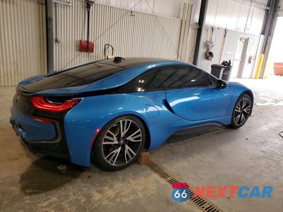 Trzecie zdjęcie samochodu z tyłu: 2016 BMW I8 VIN:WBY2Z2C50GV676106 - miniatura