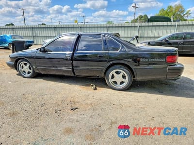 Drugie zdjęcie samochodu z przodu: 1996 CHEVROLET CAPRICE / IMPALA CLASSIC SS VIN:1G1BL52P0TR103175 - miniatura