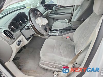 Zdjęcie 7 z 13 samochodu: 2017 BUICK ENCLAVE VIN:5GAKRAKD2HJ224446 - miniatura