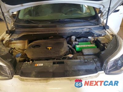 Zdjęcie 12 z 12 samochodu: 2018 KIA SOUL + VIN:KNDJP3A58J7904523 - miniatura