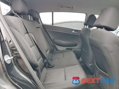 Zdjęcie 10 z 11 samochodu: 2022 KIA SPORTAGE LX VIN:KNDPMCAC3N7993280 - miniatura