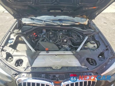 Zdjęcie 11 z 12 samochodu: 2019 BMW X3 XDRIVE30I VIN:5UXTR9C52KLE14494 - miniatura