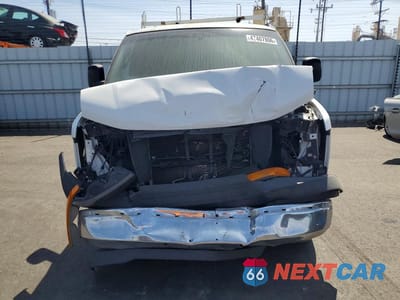 Piąte zdjęcie samochodu w środku: 2019 GMC SAVANA 2500 CARGO UTILITY / SERVICE VAN VIN:1GTW7AFGXK1249256 - miniatura