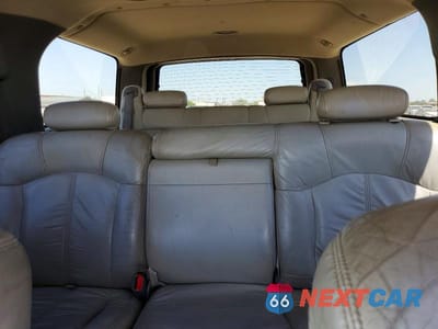 Zdjęcie 10 z 12 samochodu: 2002 CHEVROLET SUBURBAN K1500 VIN:1GNFK16T12J187345 - miniatura