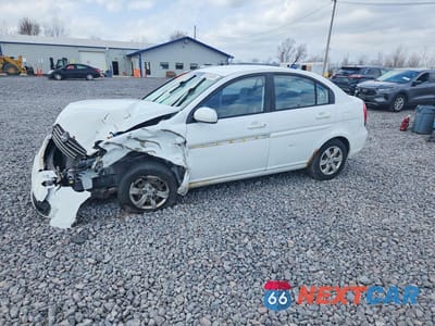 2010 HYUNDAI ACCENT GLS KMHCN4AC0AU486538 - główne zdjęcie licytacji z USA - miniatura