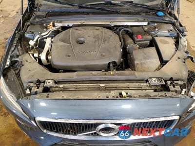 Zdjęcie 11 z 13 samochodu: 2019 VOLVO S60 T6 MOMENTUM VIN:7JRA22TK2KG004571 - miniatura