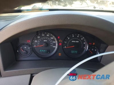 Zdjęcie 9 z 14 samochodu: 2006 JEEP GRAND CHEROKEE LAREDO VIN:1J4HR48N46C335926 - miniatura