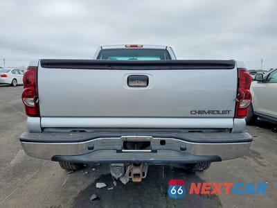 Zdjęcie 6 z 13 samochodu: 2003 CHEVROLET SILVERADO C2500 VIN:1GCGC24U13Z265251 - miniatura