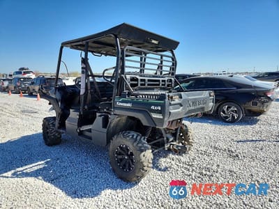 Trzecie zdjęcie samochodu z tyłu: 2018 KAWASAKI KAF820 UTILITY VEHICLE VIN:JKBAFSC12JB509893 - miniatura