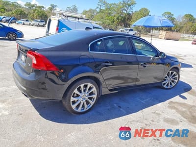Trzecie zdjęcie samochodu z tyłu: 2017 VOLVO S60 PREMIER VIN:LYV402HK4HB150890 - miniatura