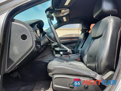 Zdjęcie 7 z 12 samochodu: 2014 CHRYSLER 300 VIN:2C3CCAAG8EH343569 - miniatura