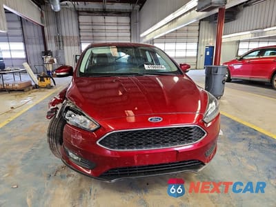 Piąte zdjęcie samochodu w środku: 2015 FORD FOCUS SE VIN:1FADP3K2XFL323305 - miniatura