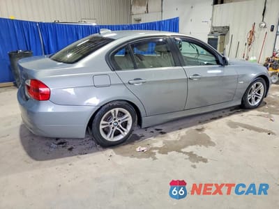 Trzecie zdjęcie samochodu z tyłu: 2008 BMW 328 XI VIN:WBAVC935X8K044254 - miniatura