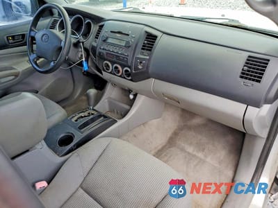 Zdjęcie 8 z 11 samochodu: 2006 TOYOTA TACOMA BASE VIN:5TETX22N36Z265632 - miniatura