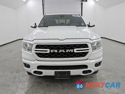 Piąte zdjęcie samochodu w środku: 2024 RAM 1500 BIG HORN VIN:1C6RREFT5RN100730 - miniatura