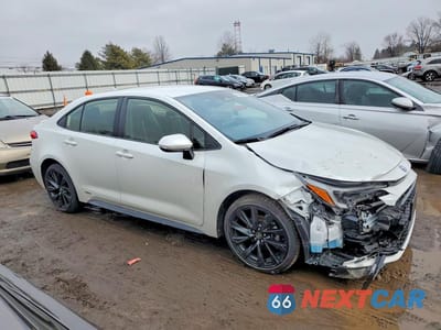 Czwarte zdjęcie samochodu z boku: 2024 TOYOTA COROLLA HYBRID SE VIN:JTDBDMHE5RJ009417 - miniatura