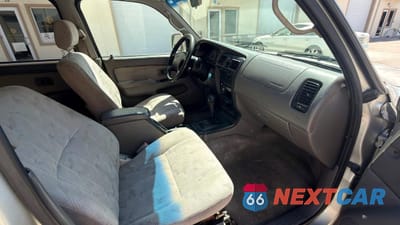 Piąte zdjęcie samochodu w środku: 2002 TOYOTA 4RUNNER SR5 VIN:JT3GN86R620244585 - miniatura