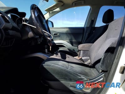 Zdjęcie 7 z 13 samochodu: 2007 MITSUBISHI OUTLANDER ES VIN:JA4MS31X87Z000952 - miniatura