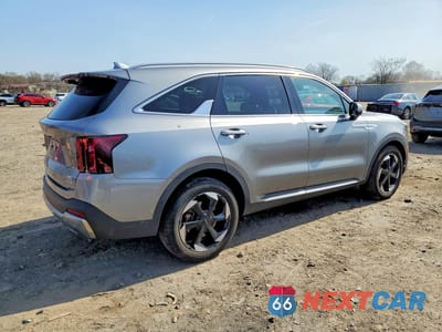 Trzecie zdjęcie samochodu z tyłu: 2025 KIA SORENTO HYBRID SX PRESTIGE VIN:KNDRKDJG5S5288270 - miniatura