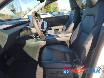 Zdjęcie 7 z 12 samochodu: 2026 TESLA MODEL Y VIN:7SAYGDED1TF378483 - miniatura