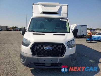 Piąte zdjęcie samochodu w środku: 2021 FORD TRANSIT DELIVERY TRUCK VIN:1FDBW5Z89MKA84404 - miniatura