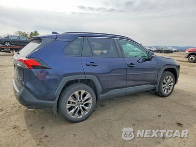 Trzecie zdjęcie samochodu z tyłu: 2023 TOYOTA RAV4 XLE PREMIUM VIN:2T3A1RFV5PW373792 - miniatura