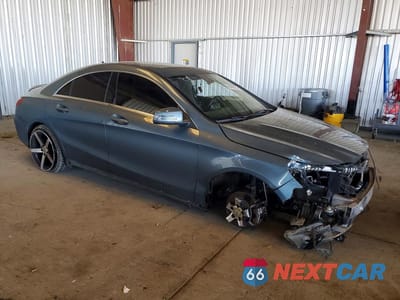 Czwarte zdjęcie samochodu z boku: 2014 MERCEDES-BENZ CLA 250 VIN:WDDSJ4EB2EN041754 - miniatura