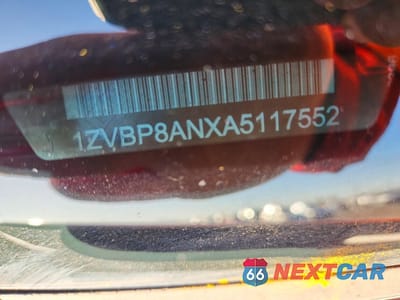 Zdjęcie 12 z 12 samochodu: 2010 FORD MUSTANG VIN:1ZVBP8ANXA5117552 - miniatura