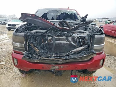 Piąte zdjęcie samochodu w środku: 2018 CHEVROLET SILVERADO K1500 HIGH COUNTRY VIN:3GCUKTEC6JG211653 - miniatura