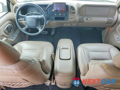 Zdjęcie 8 z 13 samochodu: 1999 CHEVROLET TAHOE C1500 VIN:1GNEC13R6XJ553695 - miniatura