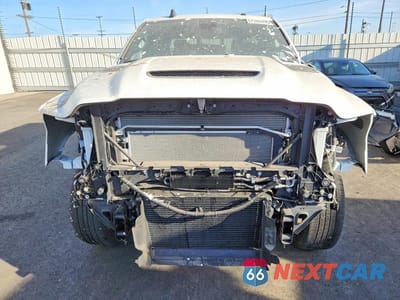 Piąte zdjęcie samochodu w środku: 2024 RAM 2500 LARAMIE VIN:3C6UR5FL8RG357254 - miniatura