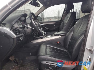 Zdjęcie 7 z 12 samochodu: 2015 BMW X5 XDRIVE35D VIN:5UXKS4C55F0N07534 - miniatura